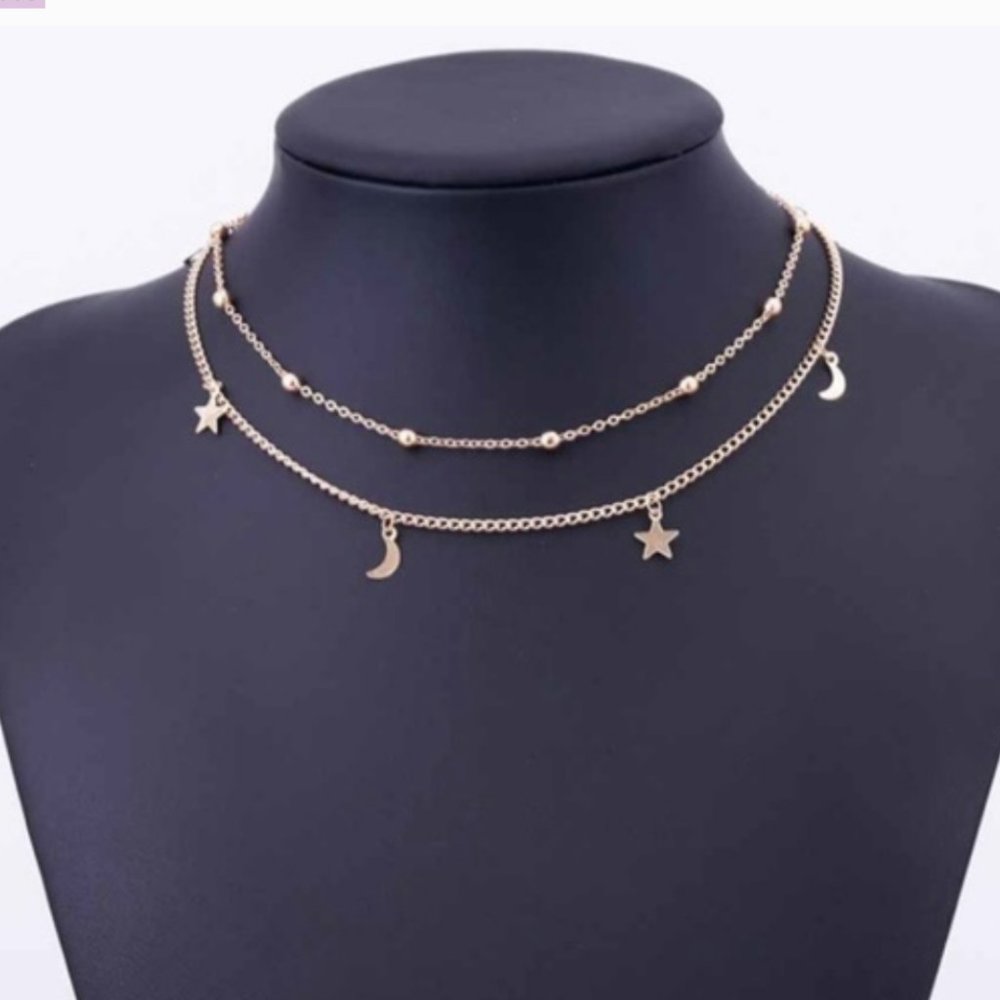 ✨✨HP✨✨NEW Dainty Gold Moon and Star Double Choker - Picture 4 of 7